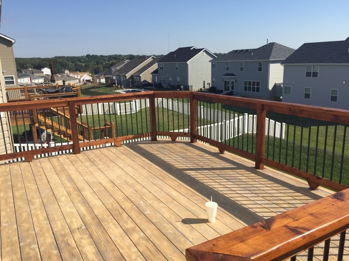 staining and deck maintenance tips